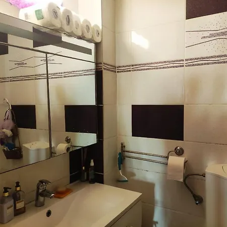 Gazde/Camere de închiriat Dorobantilor House *